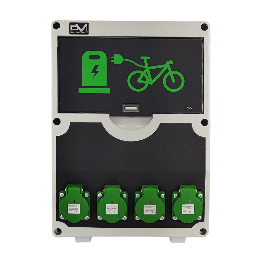 12-modulige Fahrradladestation DV-2137 von Doktorvolt, 4 Schuko-Steckdosen 230V und RCBO-Schutzschalter, zertifiziert durch TÜV SÜD und CE.