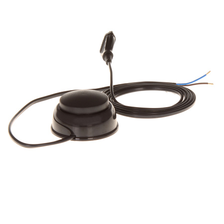 Przewód przyłączeniowy z wyłącznikiem nożnym PWN-2 3m 2x0,75 mm² z wtyczką płaską 250V 16A czarny W-10150