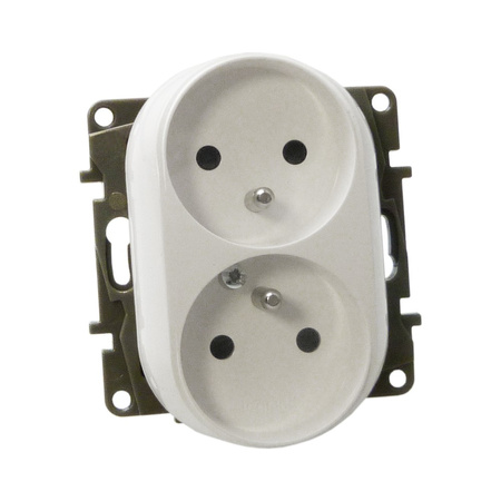 Gniazdo podwójne bez ramki z uziemieniem NILOE Legrand 764542