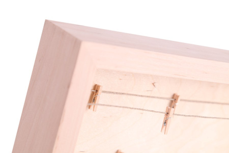 Drewniana ramka 3D + klamerki, format A4, głębokość 4 cm R3DSO4A4 KLA