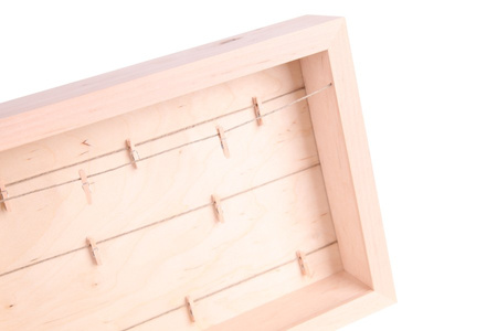 Drewniana ramka 3D + klamerki, format A4, głębokość 4 cm R3DSO4A4 KLA