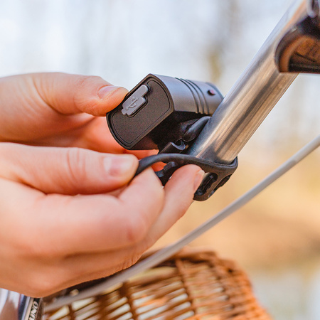 Zestaw lampek rowerowych Forever Outdoor Active BLG-200 USB, 300–400 lm, przód + tył T-50232