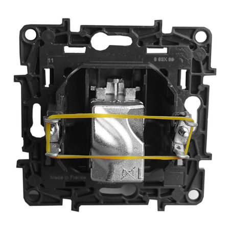 Gniazdo komputerowe pojedyncze RJ45 kat.6 UTP czarne Niloe Step 863563
