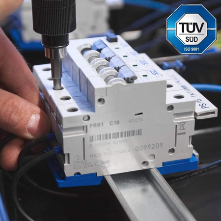 Rozdzielnica budowlana z rozłącznikiem DV-S/FI 32A 16A 2x230V Schuko Doktorvolt® DV-1981-D