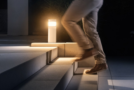 Zewnętrzna lampa z czujnikiem ruchu LED 8,5W 40cm TH-N TH-1020905