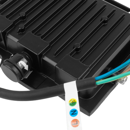 Naświetlacz LED 30W z czujnikiem ruchu czarny IP65 oświetlenie zewnętrzne 3000lm GT-GCR30W-64