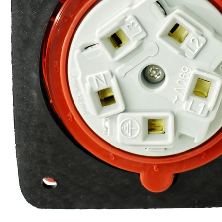Gniazdo tablicowe skośne CEE 400V 32A/5P 83x90 mm 7061