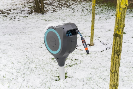 Bęben ogrodowy RollUp S wolnostojący Gardena 18604-20