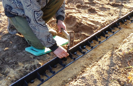 Kotwa mocująca obrzeże RIM-BORD TYP1 238mm Bradas OBKT25/50TYP1