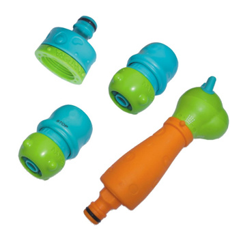 Bradas Dziecięcy zestaw do podlewania BLACK LINE na wąż 1/2" lub 5/8" dysza multifunkcyjna + szybkozłączki ECO-4540