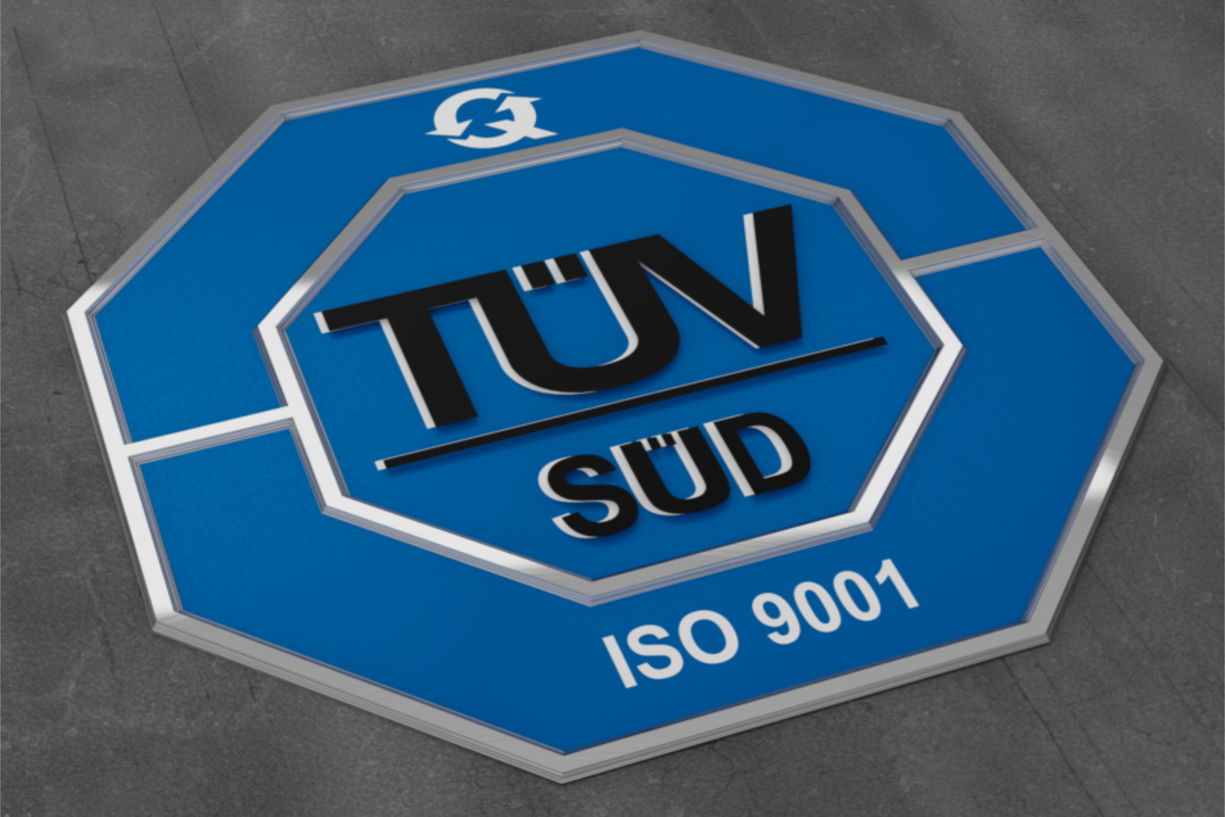 Rozdzielnice i przedłużacze zgodne z normą ISO 9001:2015